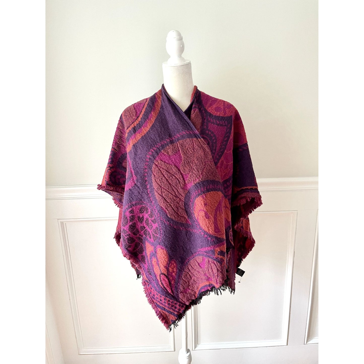 Etro Made in Italy Vibrant Wool Blend Fringed Wrap Cardigan